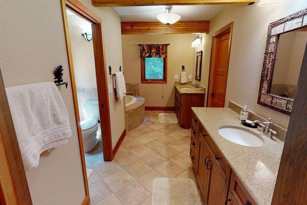 --Mountain Chalet Getaway With Breathtaking View Next To Tail Of Dragon-- Robbinsville Eksteriør bilde