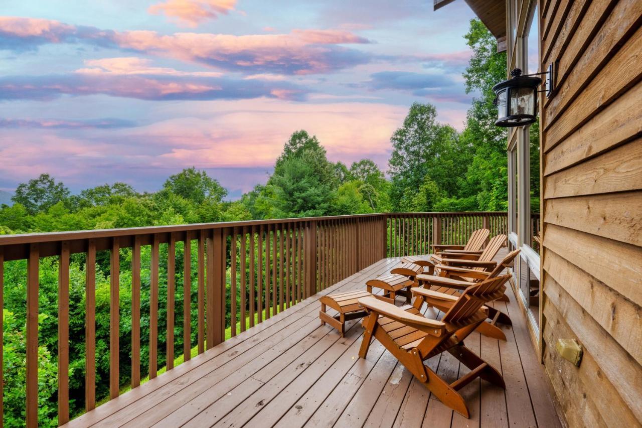 --Mountain Chalet Getaway With Breathtaking View Next To Tail Of Dragon-- Robbinsville Eksteriør bilde