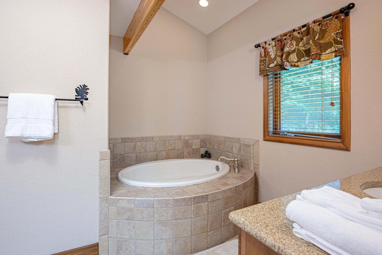 --Mountain Chalet Getaway With Breathtaking View Next To Tail Of Dragon-- Robbinsville Eksteriør bilde